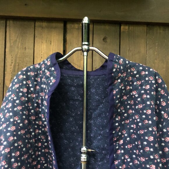 Vintage Floral Quilt Coat , Light Quilted Jacket Size Small , Handmade - Picture 6 of 8